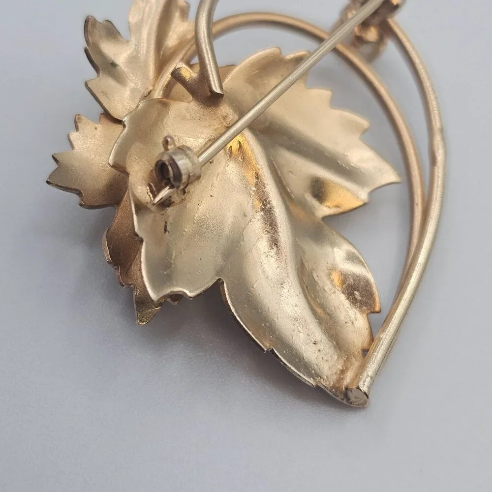 VTG MCM Brooch Layered Curled White Gold‎ Tone Leaves Fall Cottage Cabincore Pin
